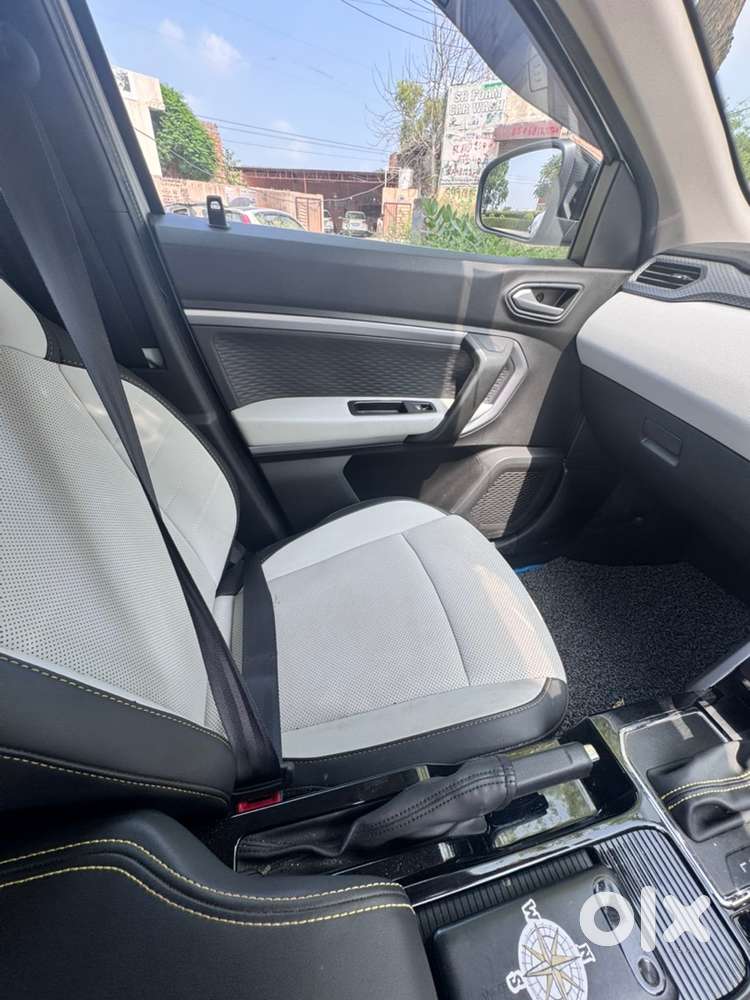Renault Kiger Petrol Automatic 2025