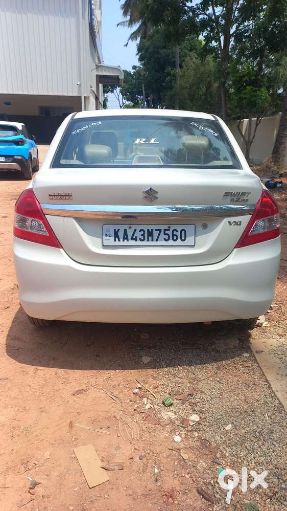 Maruti Suzuki Swift Dzire 1.2 Vxi Bsiv, 2015, Petrol