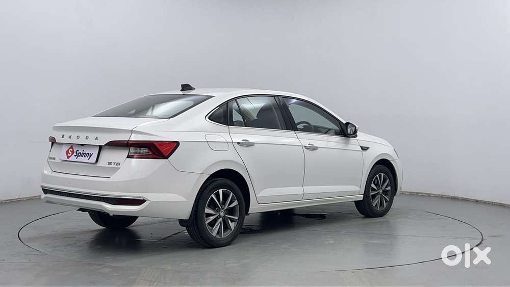 Skoda Slavia Style 1.5l Tsi Dsg, 2023, Petrol