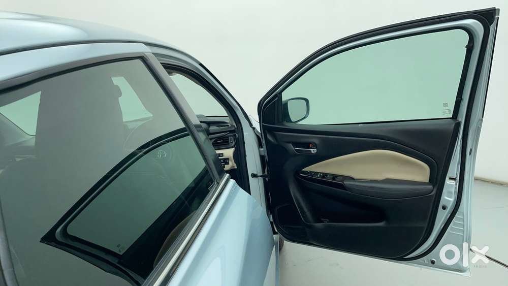 Toyota Glanza 1.2 V Amt, 2023, Petrol