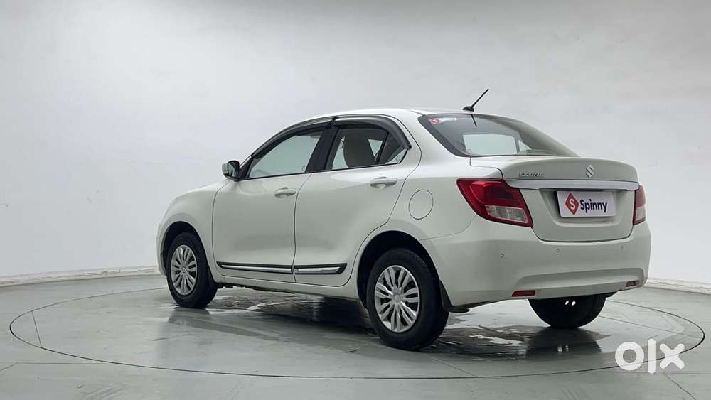 Maruti Suzuki Dzire 1.2 Vxi, 2022, Petrol