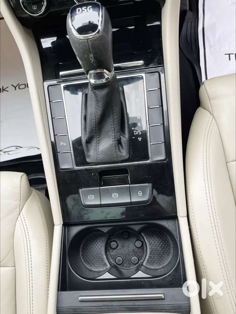 Skoda Superb [ ] 1.8 Style Tsi At, 2018, Petrol