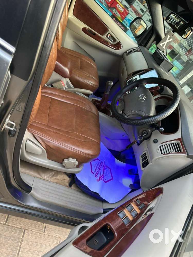 Toyota Innova 2009 Diesel Well Maintained