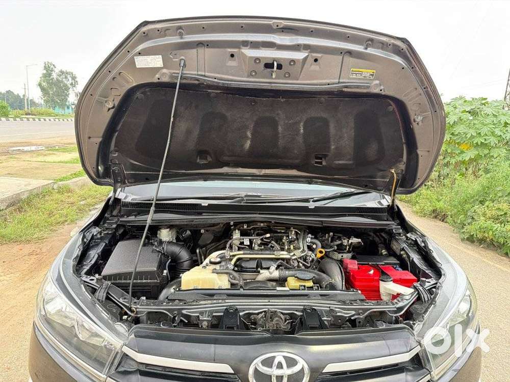 Toyota Innova Crysta 2.8 Gx At, 2017, Diesel
