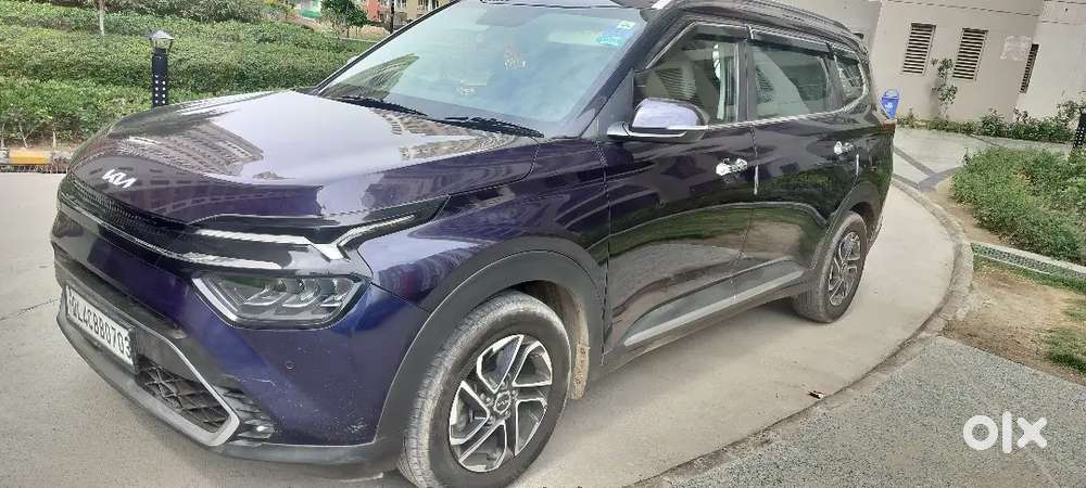 Kia Carens 2022 Petrol Well Maintained