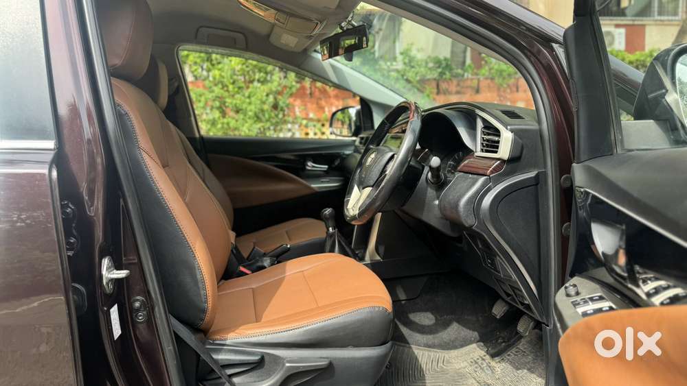 Toyota Innova Crysta 2.4 Vx Mt 8s, 2016, Diesel