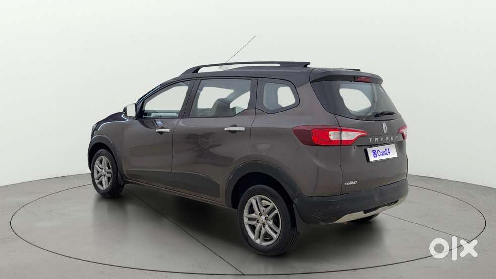 Renault Triber Rxz, 2023, Petrol