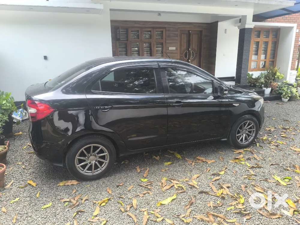 Fully Conditioned Neat Vehicle