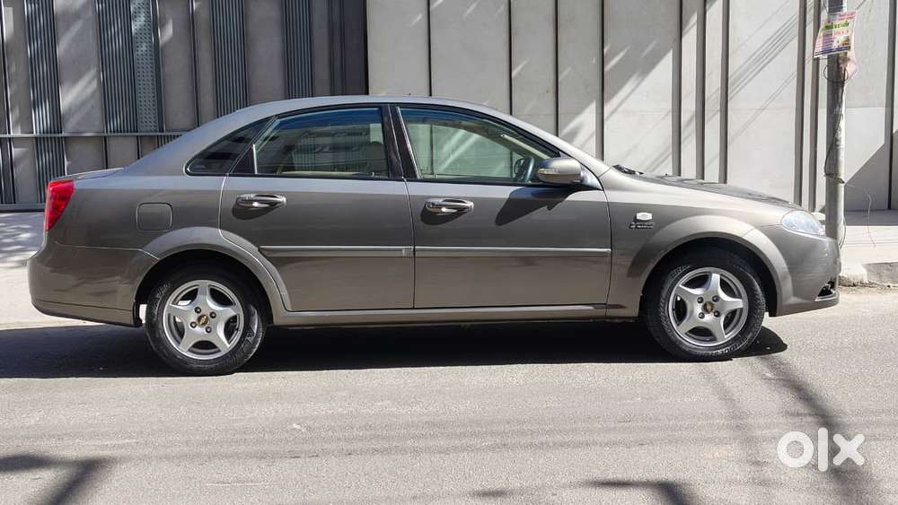 Chevrolet Optra, 2010, Petrol