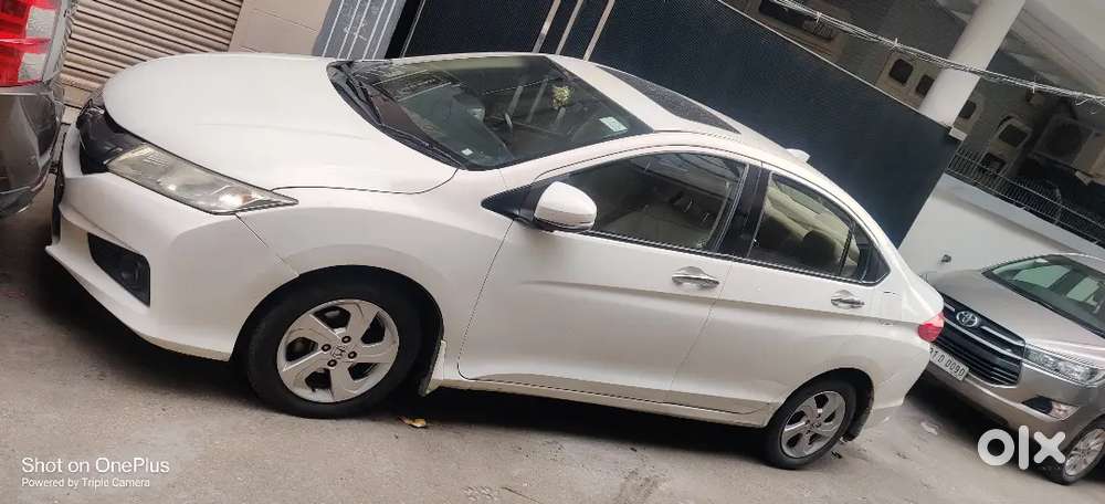 Honda City 2015 Diesel, Sunroof, 67000 Km Driven, V Well Maintained