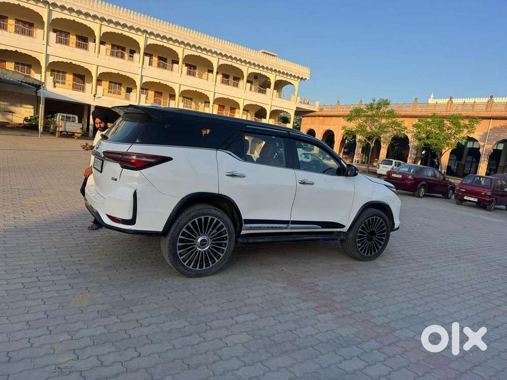 Toyota Fortuner Legender 2017 Diesel Well Maintained