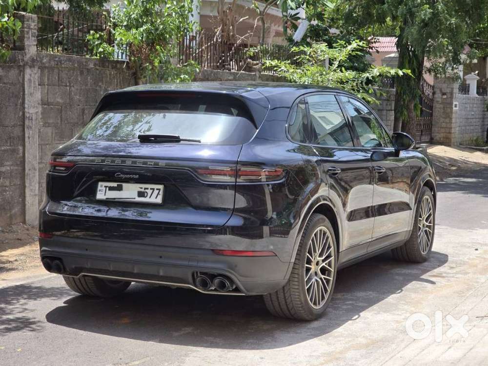 Porsche Cayenne Platinum Edition, 2022, Petrol