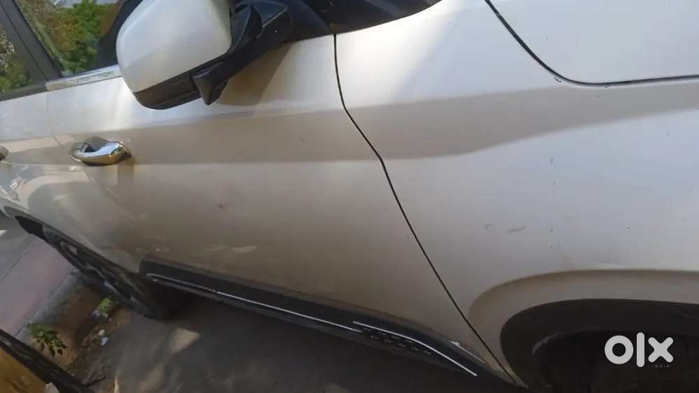 Hyundai Venue 2019 Petrol 35000 Km Driven