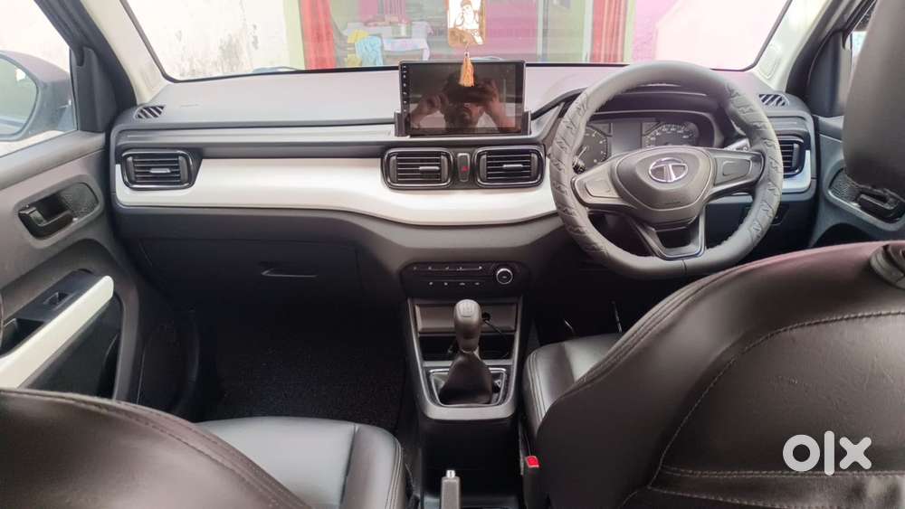 Tata Punch Petrol 2023