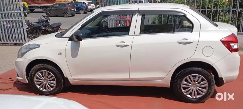 Maruti Suzuki Swift Dzire 1.3 Lxi, 2016, Petrol
