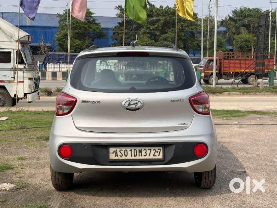 Hyundai Grand I10 Sportz, 2017, Petrol