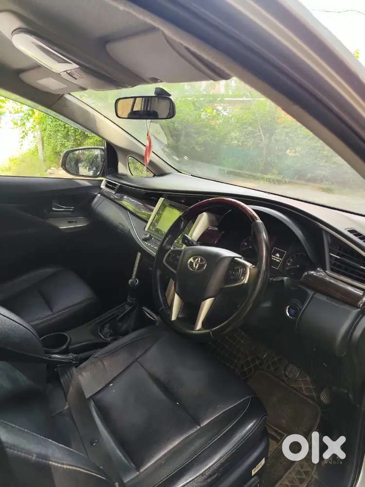 Toyota Innova Crysta Diesel 2017 Year
