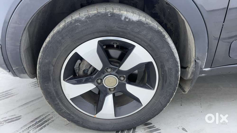 Tata Nexon 1.2 Revotron Xz Plus, 2019, Petrol