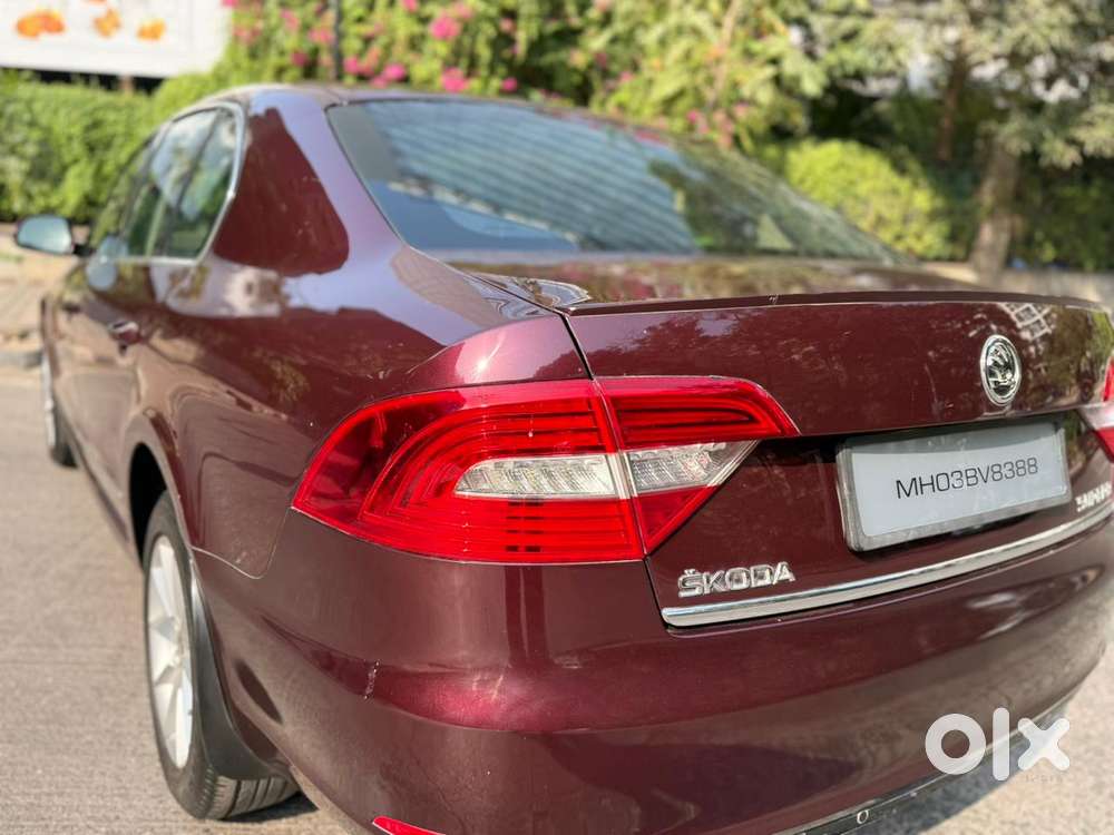 Skoda Superb [2014-2016] 1.8 Style Tsi At, 2015, Petrol