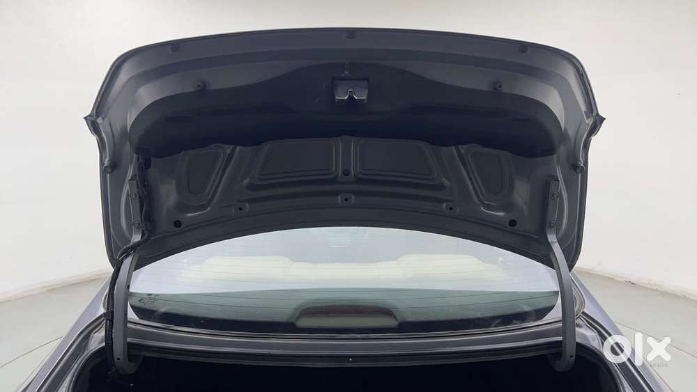 Hyundai Verna 1.6 Sx Vtvt, 2016, Petrol