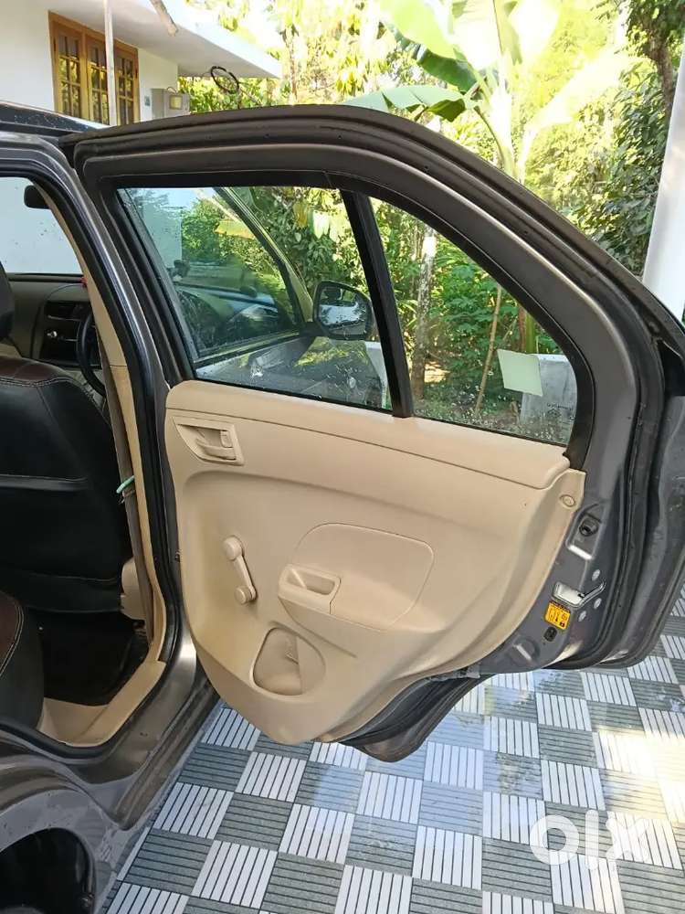 Swift Dzire Lxi  2014 Petrol Good Condition