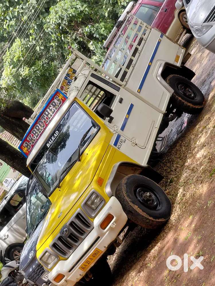 Mahindra Global Pik Up 2011