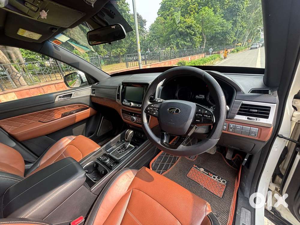 Mahindra Alturas G4 4wd At, 2019, Diesel