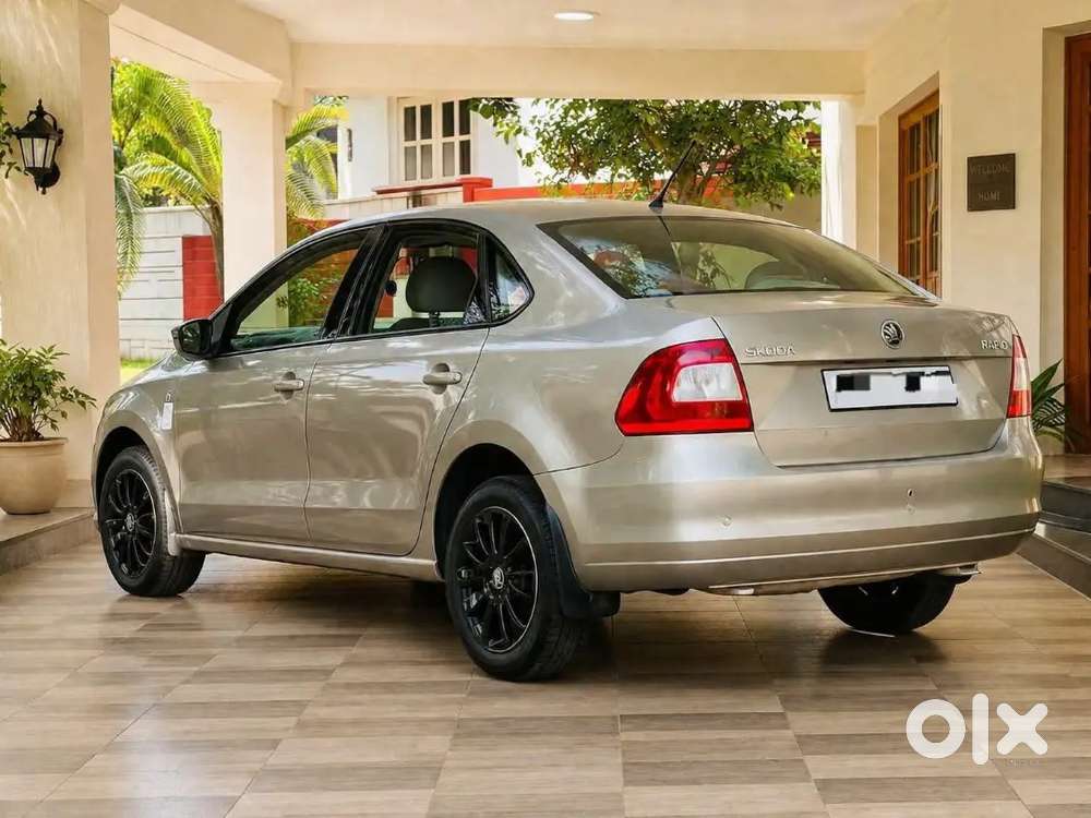 Skoda Rapid Elegance 2015