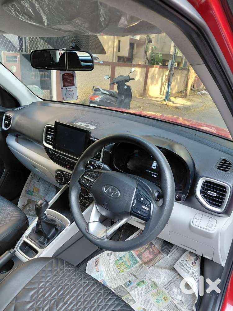 Hyundai Venue 1.2 S (o), 2022, Petrol