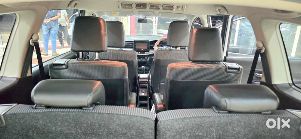 Maruti Suzuki Xl6 1.5 Zeta Mt, 2023, Petrol