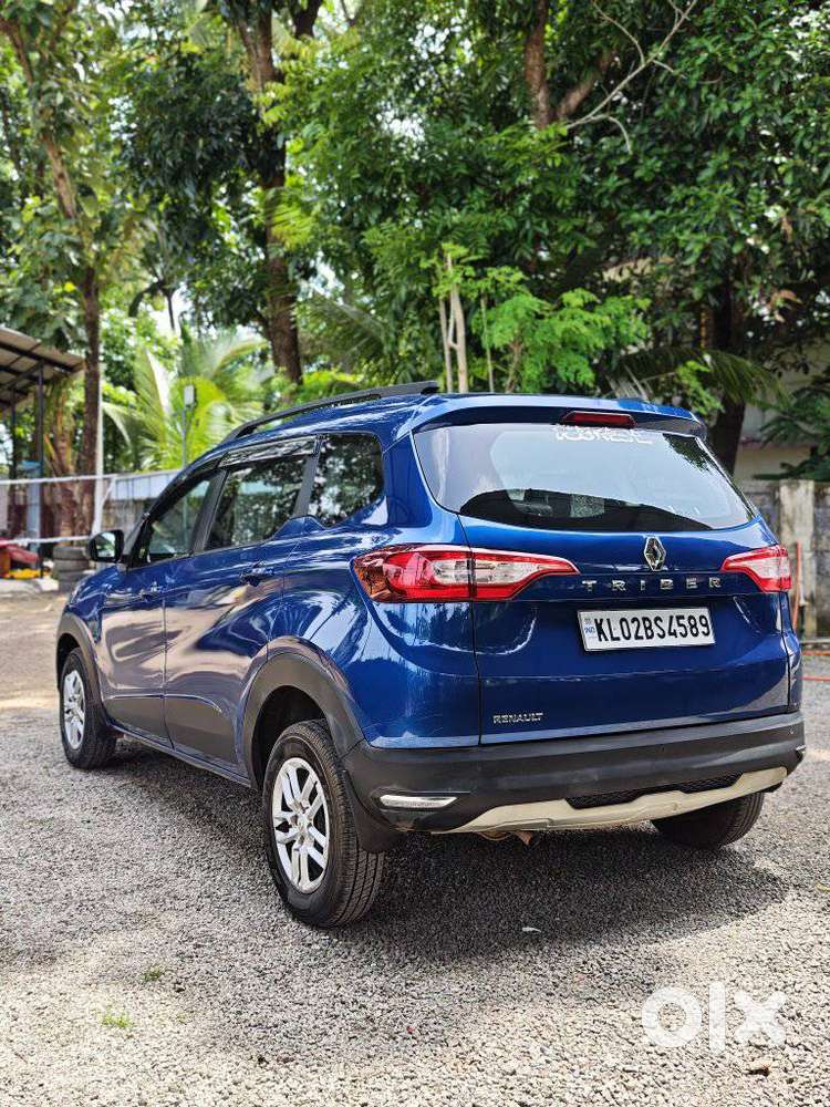 Renault Triber Rxt, 2022, Petrol