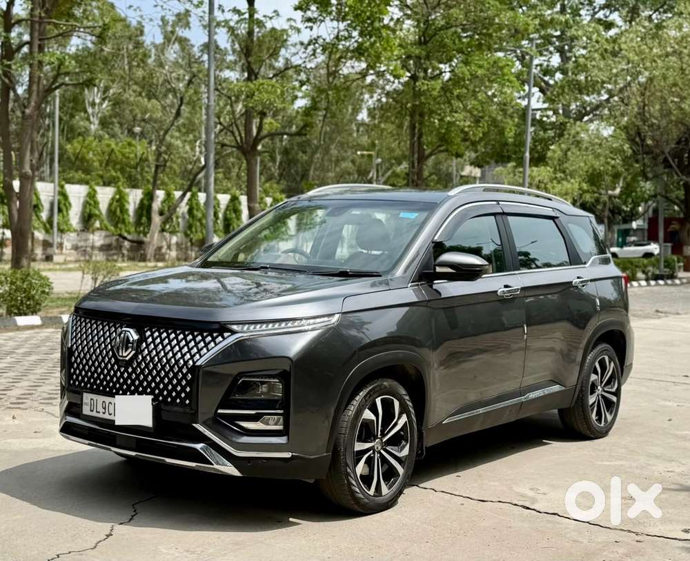 Mg Hector Plus Sharp Pro 1.5 Turbo Petrol Cvt 6 Str Dual Tone, 2023,..