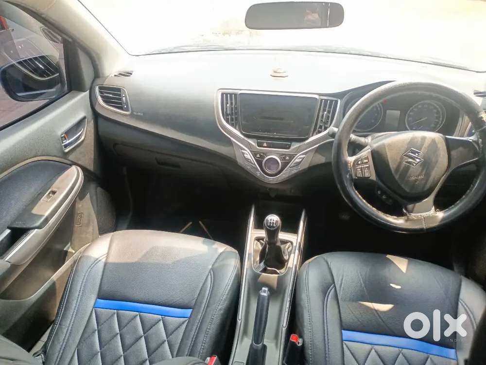 Showroom Tracke Vehicle