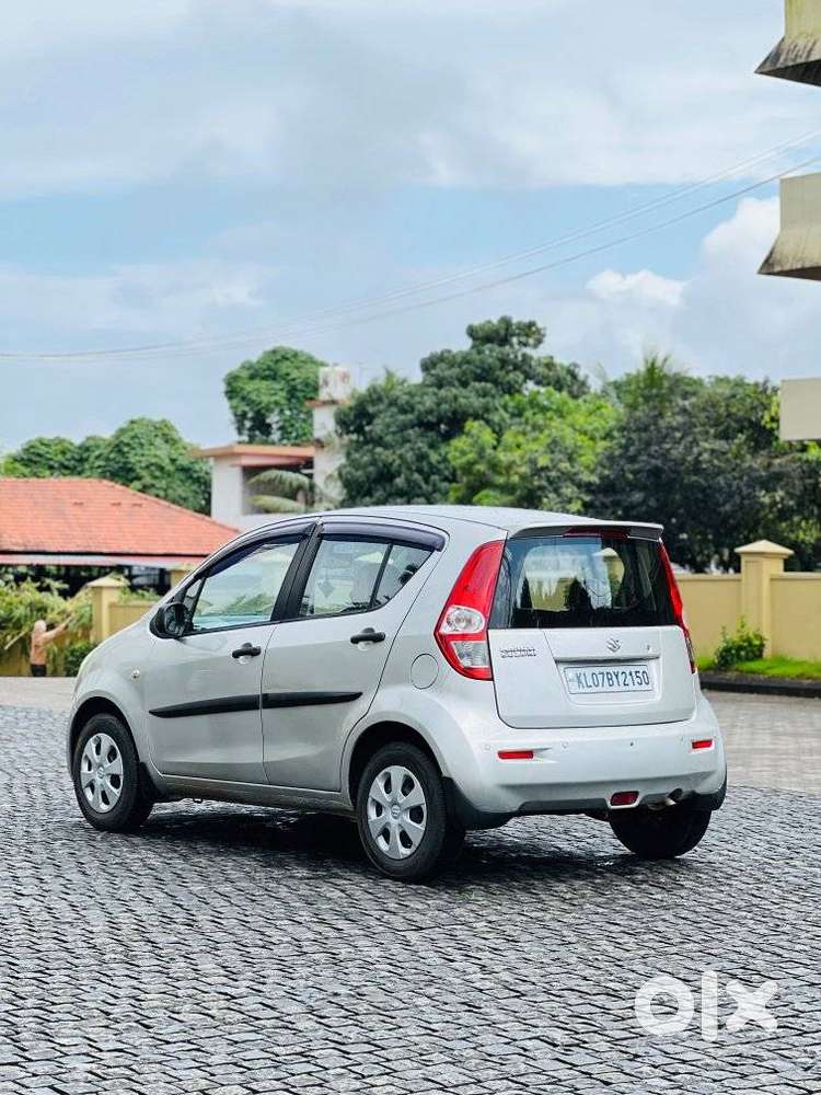 Maruti Suzuki Ritz Vxi, 2013, Petrol