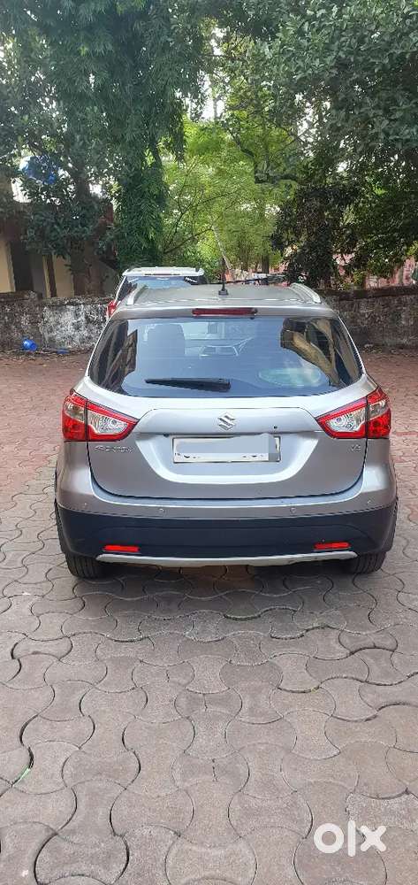 Maruti Suzuki S-cross 1.6 Alpha Diesel Well-maintained