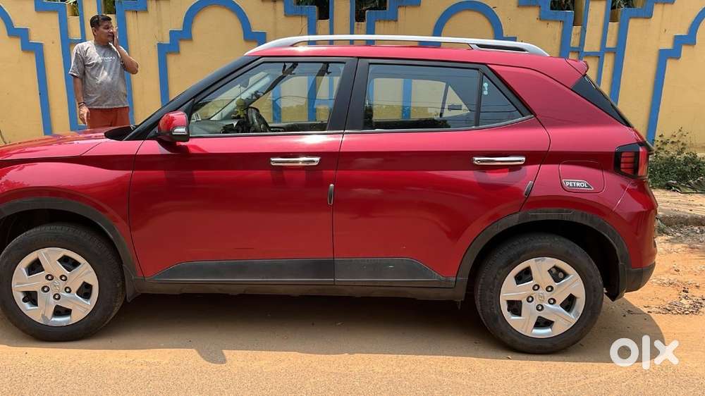 Hyundai Venue 2022 Petrol Good Condition
