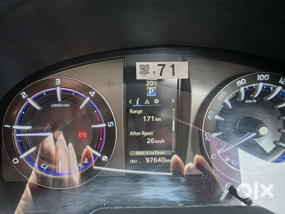 Toyota Innova Crysta 2016 Diesel Automatic. Pristine Condition