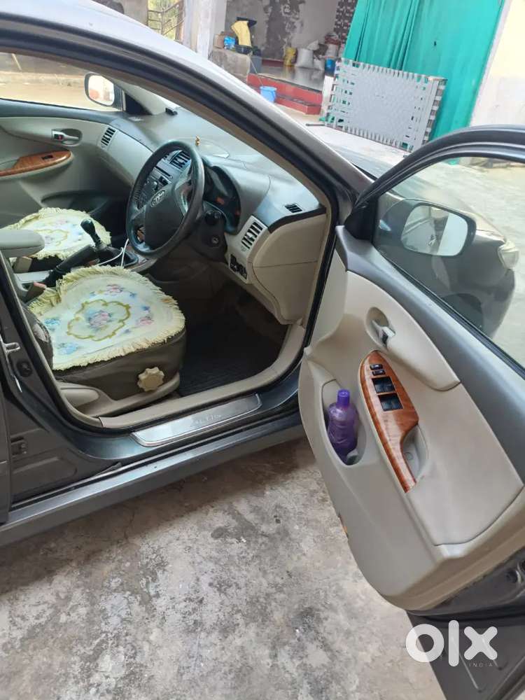 Toyota Corolla Altis 2010 Hybrid Year