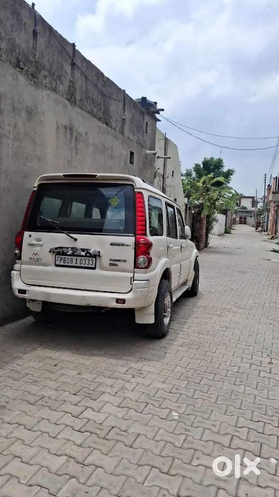 Mahindra Scorpio Diesel 2006