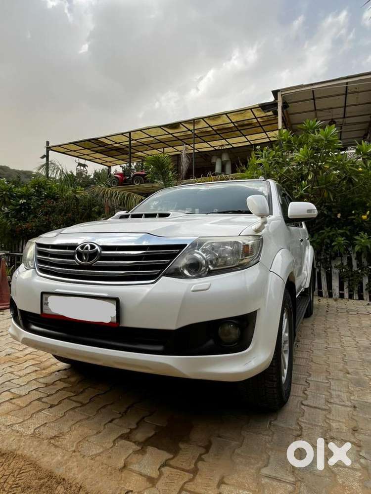 Single Owner Toyota Fortuner 4x4 Mt