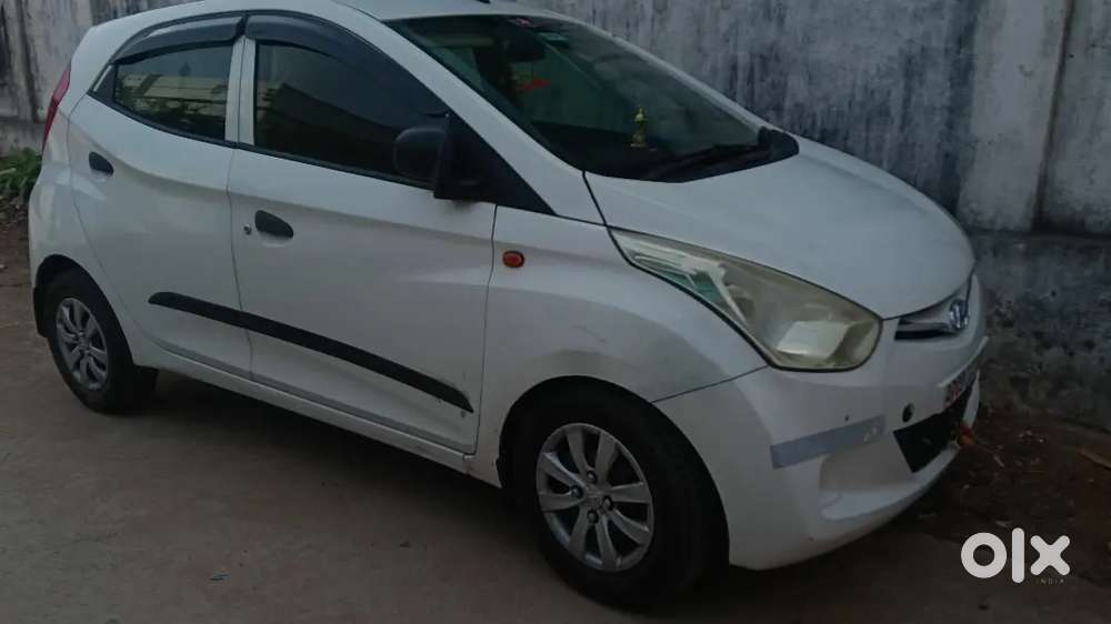 Good Condition  Eon Magna