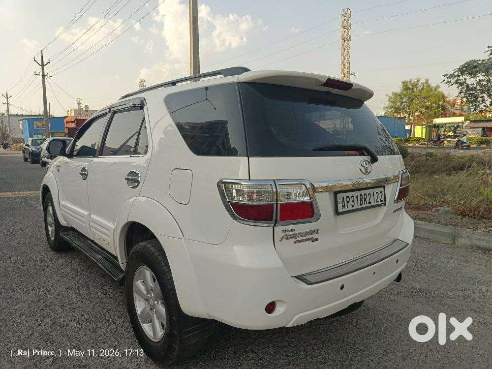Toyota Fortuner 3.0 4x4 Manual, 2011, Diesel