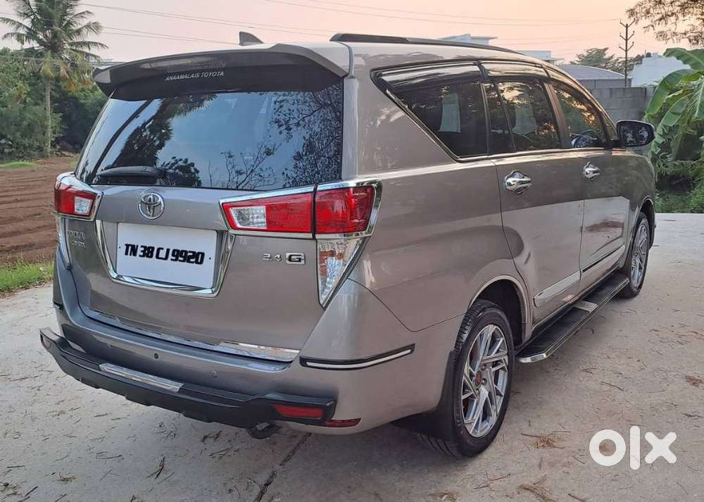 Toyota Innova Crysta 2.7 Gx At, 2017, Diesel