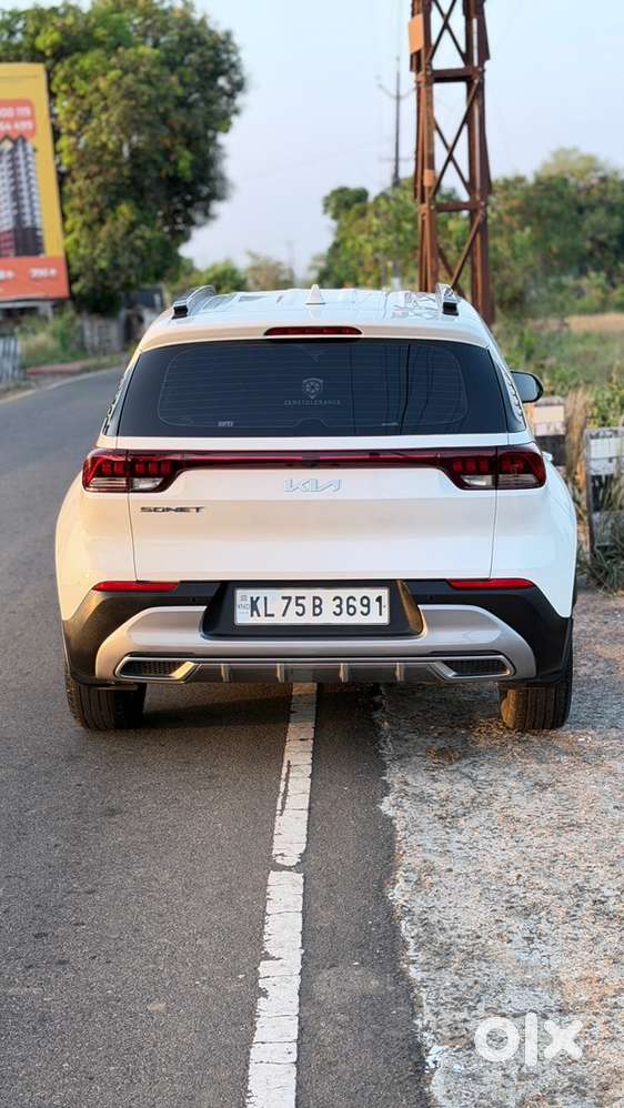 Kia Sonet Htx Diseal 2021 White Sunroof