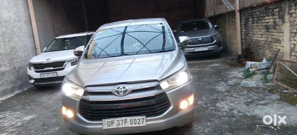 Toyota Innova Crysta 2017 Diesel Top Model Well Maintained