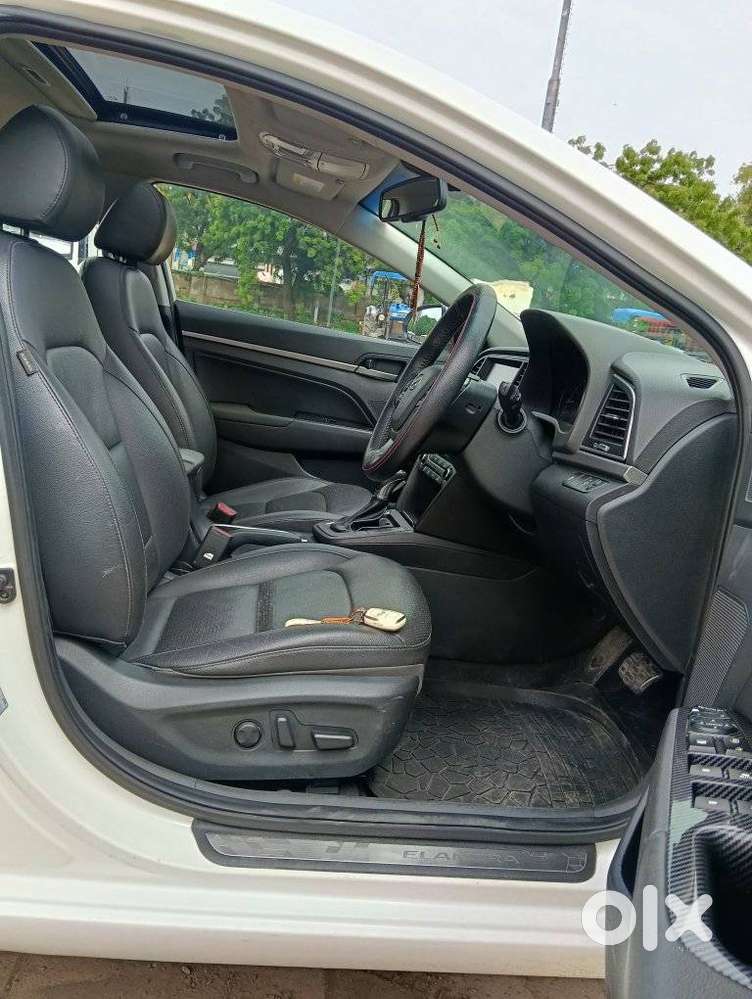 Hyundai Elantra 1.6 Sx Option At, 2018, Petrol