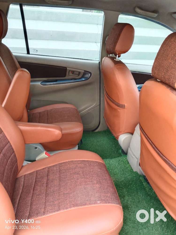 Toyota Innova 2.5 Gx 7 Str Bs-iii, 2014, Diesel