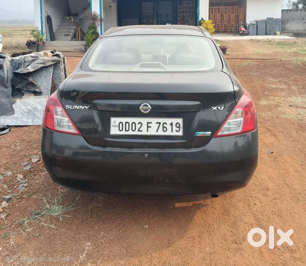 Nissan Sunny 2013 Diesel 80000 Km Driven