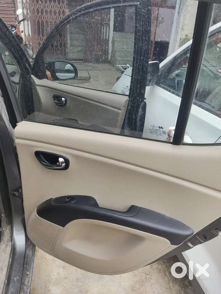 Hyundai I10 Sportz 2013 Petrol Manual