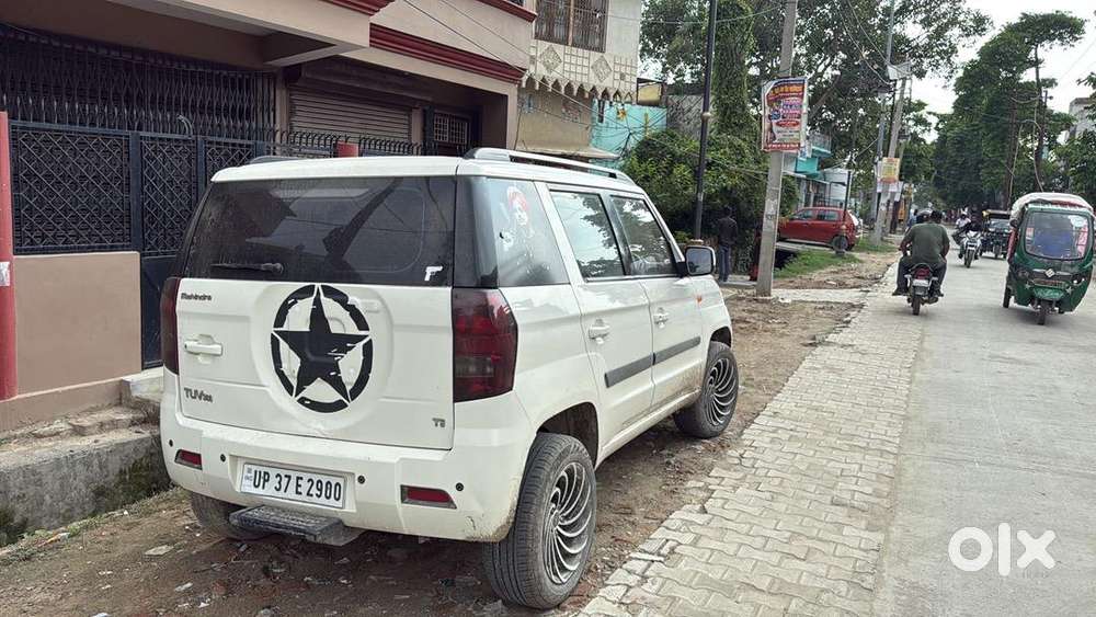 Mahindra Tuv 300 2017 Diesel Well Maintained